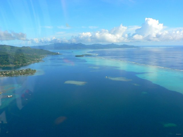 11- L'est du lagon, en regardant Tahaa vers le Nord 